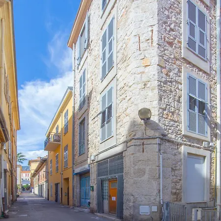 Apartament Le Charme Au Coeur De Menton! *