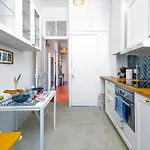 Le Charme Au Coeur De Menton! Appartamento *