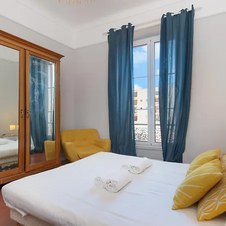 Lägenhet Le Charme Au Coeur De Menton!